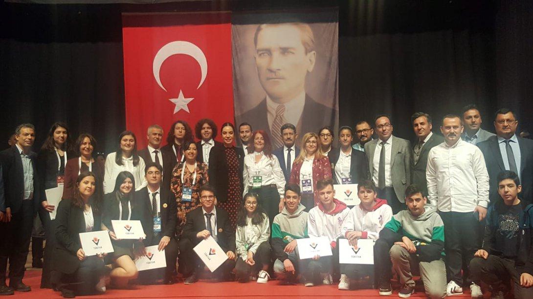TÜBİTAK 51. Lise Öğrencileri Araştırma Projeleri İzmir Bölge Yarışması Ödül Töreni
